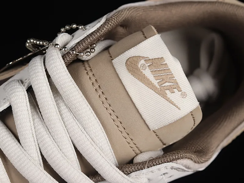All Categories Nk SB Dunk Series Nk SB Dunk Low Low-top sneakers Otomo Katsuhiro x Nk SB Dunk Low "Steamboy OST" Otomo Katsuhiro co-branded SB low-top sports and leisure sneakers LF0039-031